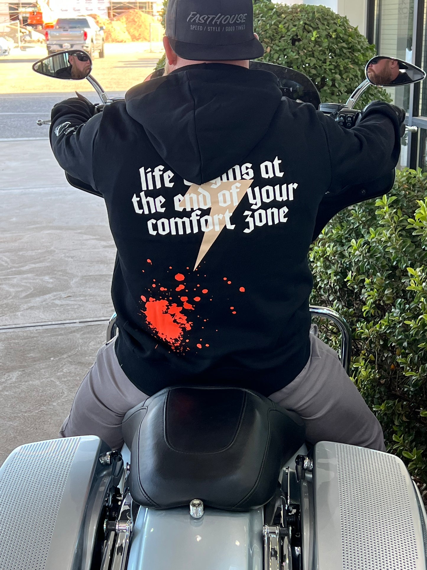 Life Begins At The End Of Your Comfort Zone Skull Set